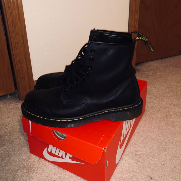 Dr. Marten Boots - Picture 2 of 5